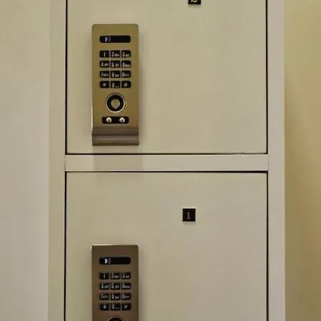 Pearl Dntwn Apts * הרקליון